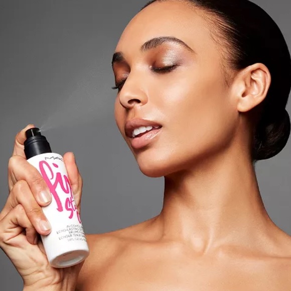Mac Cosmetics Fix + Plus Stay Over Setting Spray Mist BNIB - Picture 9 of 14